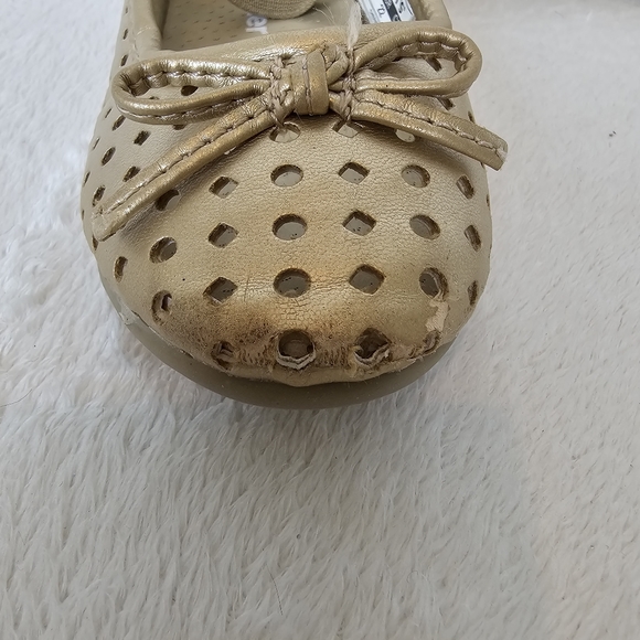 CARTER'S | Toddler Girl's Perforated Gold Ballet Flats, Size 6 - Picture 6 of 7